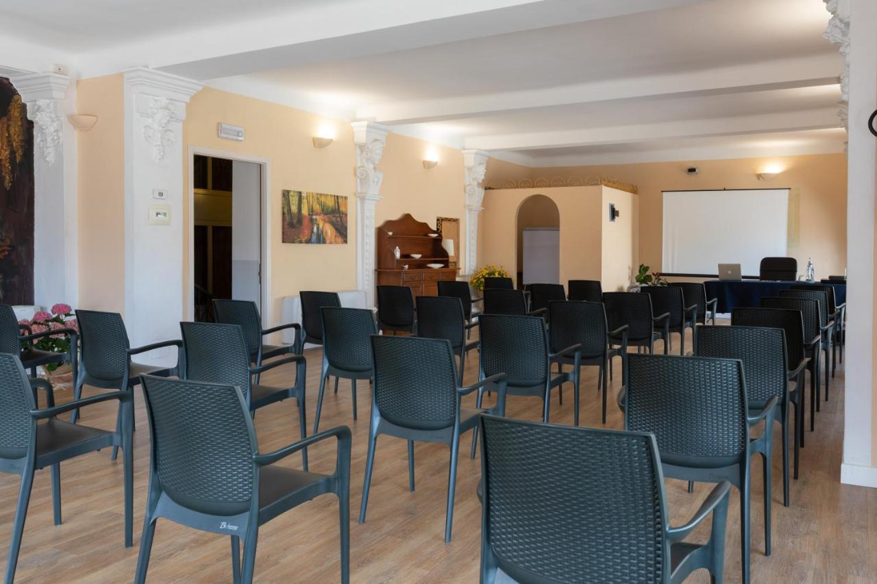Hotel La Nuova Rotaia Gallarate Eksteriør bilde
