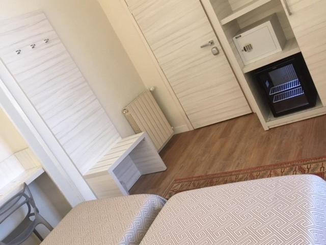 Hotel La Nuova Rotaia Gallarate Eksteriør bilde